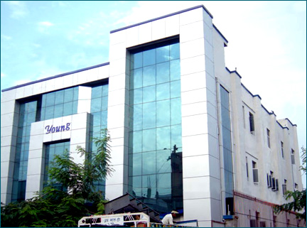 Mobile phone bank into the popularization stage